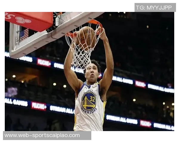 维金斯上半场表现稳健6投4中贡献10分三分球命中率提升至50